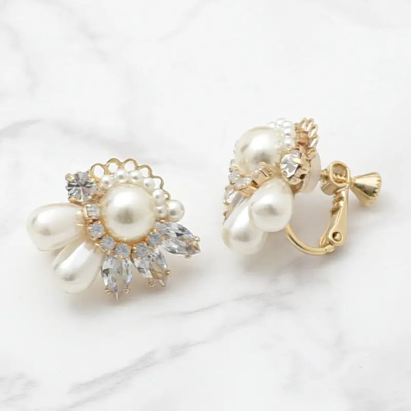 イヤリングピアス結婚式アクセサリーパール大ぶりおしゃれ上品華奢謝恩会入園式入学式卒園式