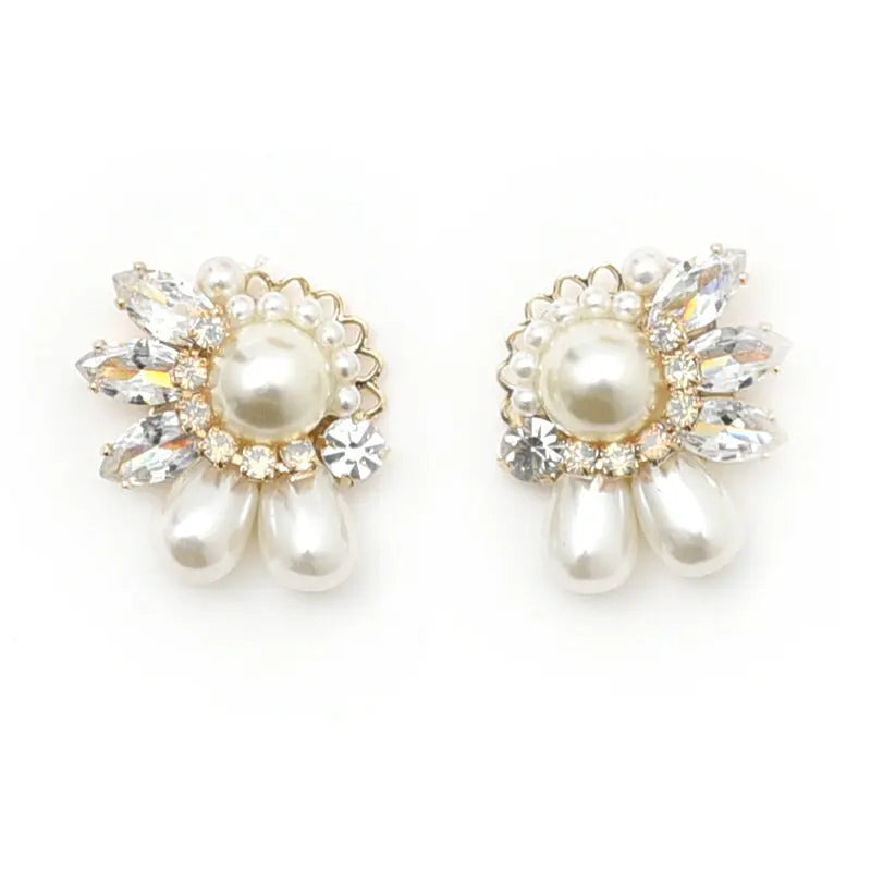 イヤリングピアス結婚式アクセサリーパール大ぶりおしゃれ上品華奢謝恩会入園式入学式卒園式