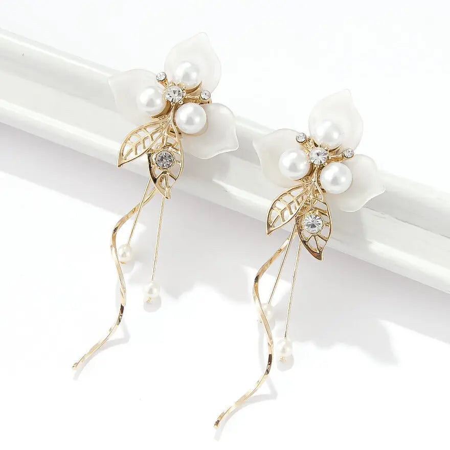 結婚式ピアスイヤリングお呼ばれアクセサリーセット可能パーティーパール揺れるティアドロップ