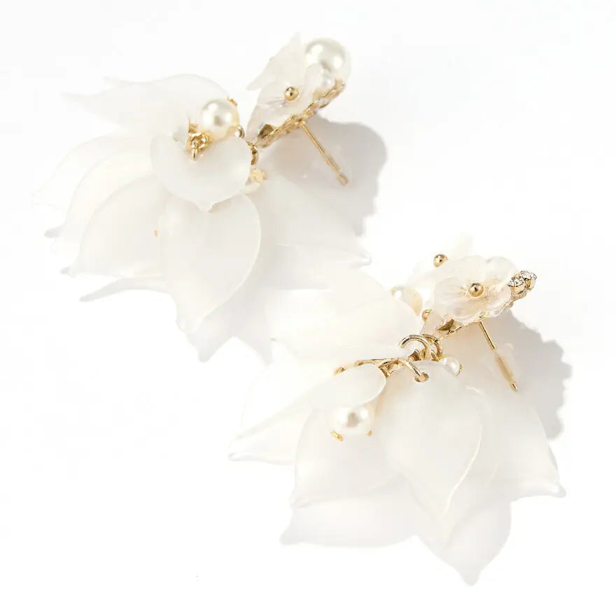 結婚式ピアスイヤリングお呼ばれアクセサリーセット可能パーティーパール揺れるティアドロップ