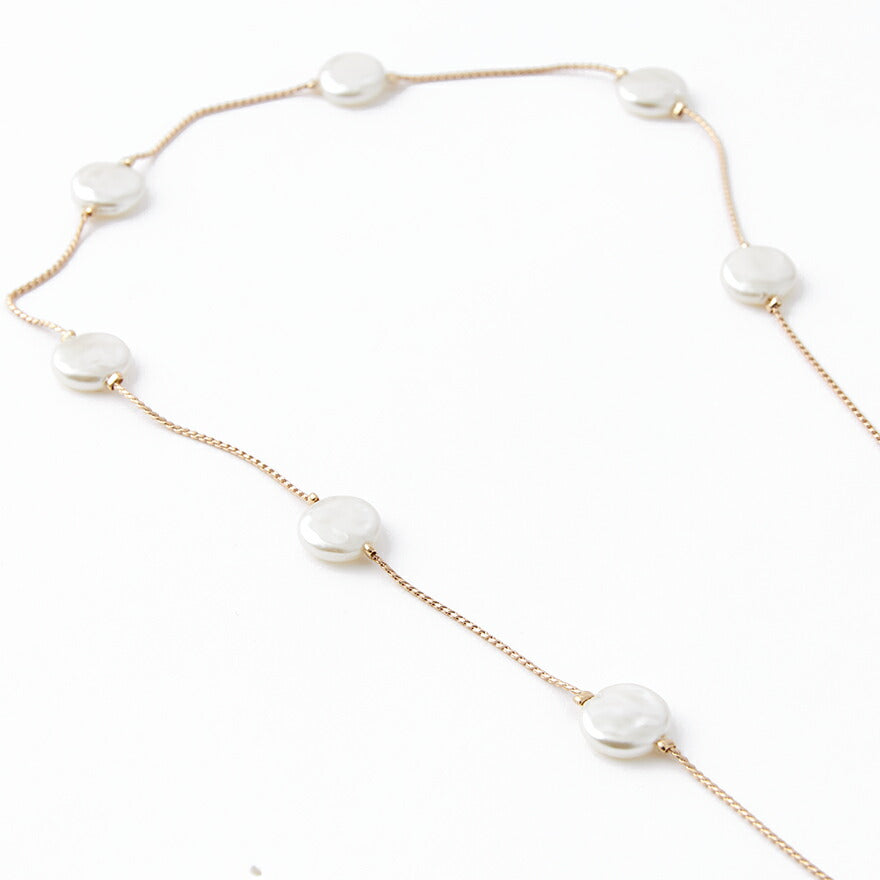 結婚式ネックレスアクセサリーパールレディースパーティー/フラット/パールネックレス/お呼ばれ/ビジューゴールド