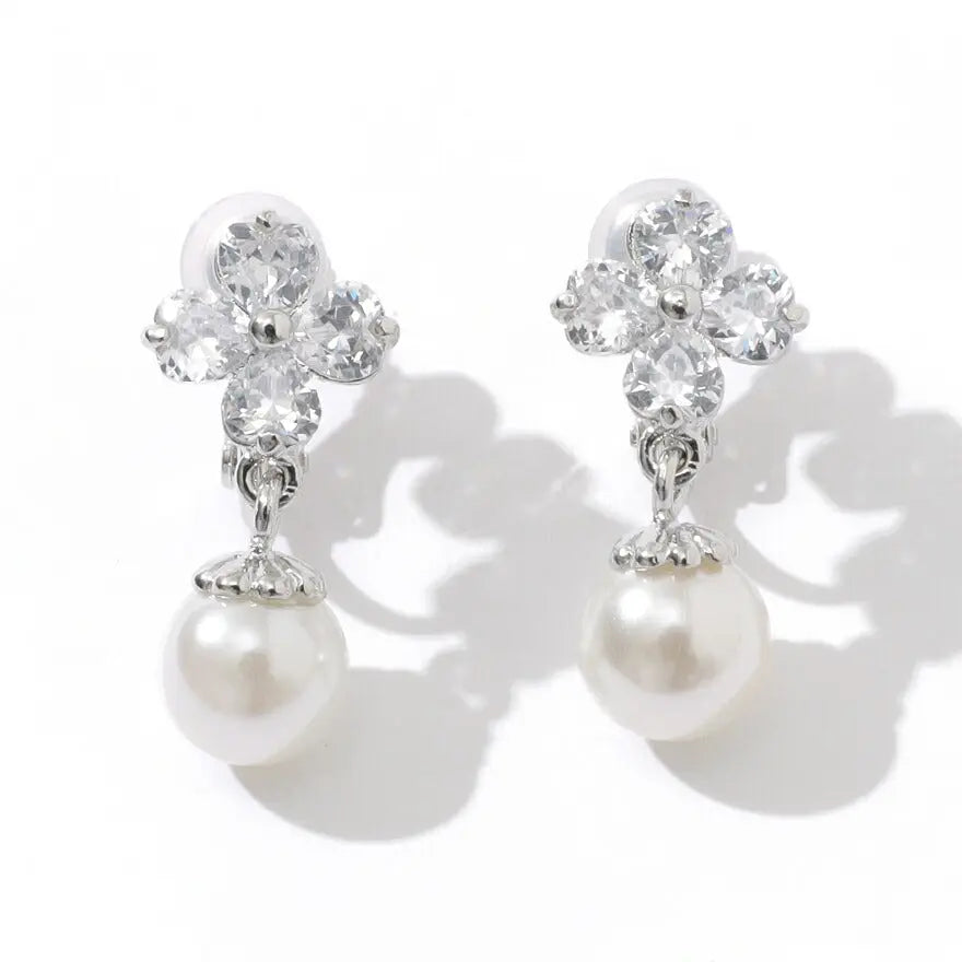 イヤリング ピアス 結婚式 パール アクセサリー  大ぶり 揺れる ゲスト ウェディング フラワー 花 パーティー ゴールド/シルバー 和装 花嫁 ボリューム お呼ばれ 二次会 パーティードレス通販TwinkleGIrls