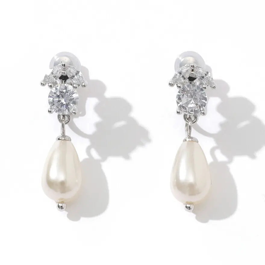 イヤリング ピアス 結婚式 パール アクセサリー  大ぶり 揺れる ゲスト ウェディング ドロップ パーティー ゴールド/シルバー 和装 花嫁 ボリューム お呼ばれ 二次会 パーティードレス通販TwinkleGIrls