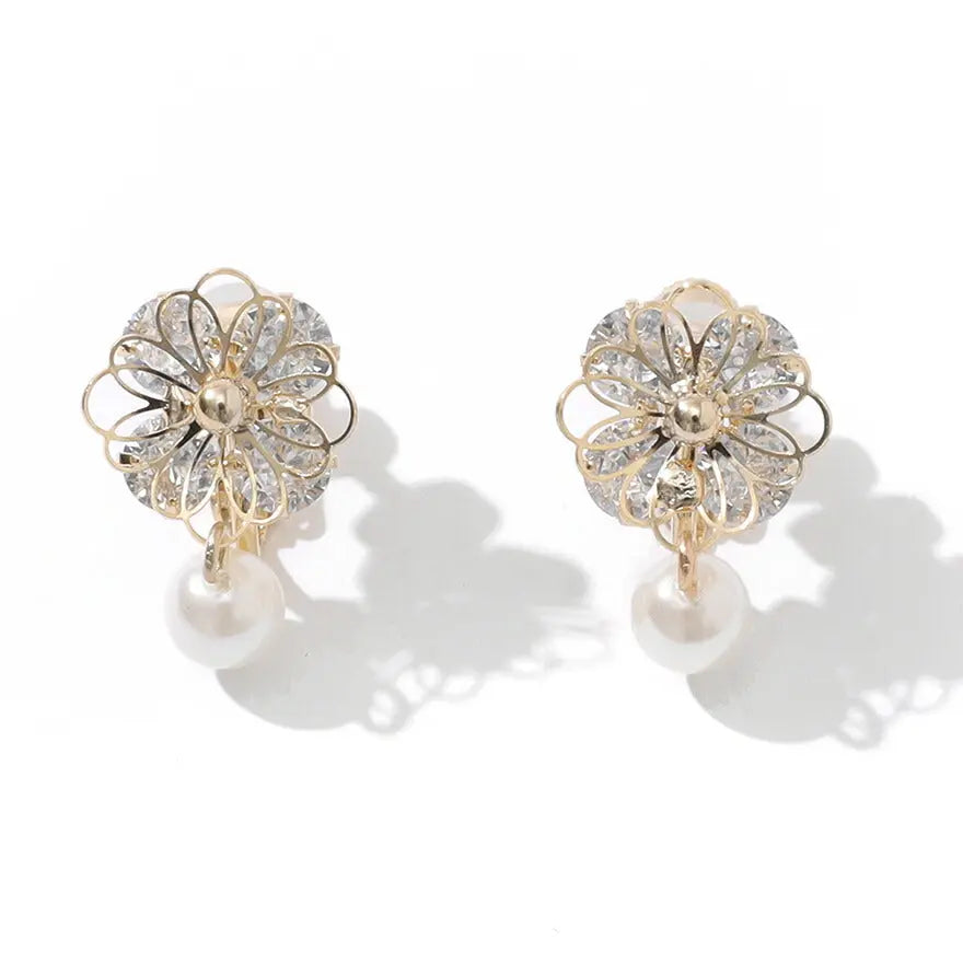 イヤリング ピアス 結婚式 パール アクセサリー  大ぶり 揺れる ゲスト ウェディング フラワー 花 パーティー ゴールド/シルバー 和装 花嫁 ボリューム お呼ばれ 二次会 パーティードレス通販TwinkleGIrls