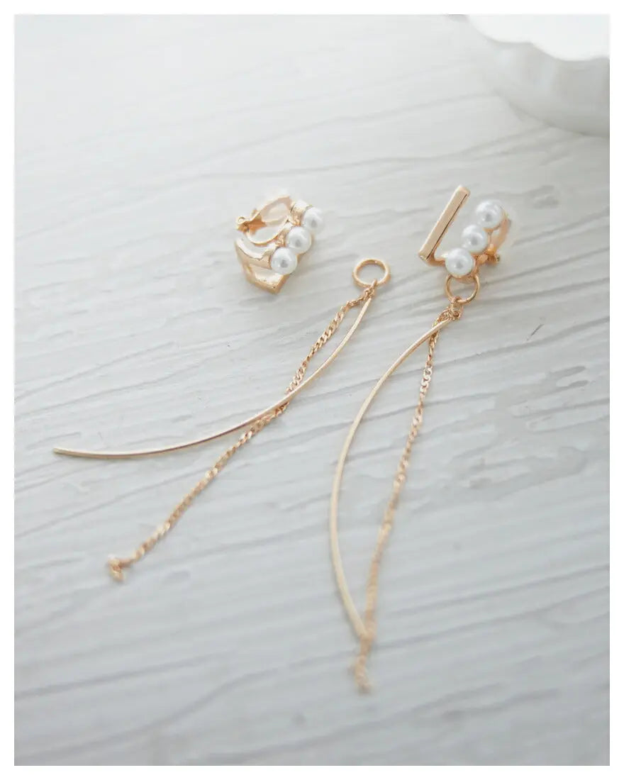 イヤリングピアス結婚式ストーンアクセサリー大ぶり花乳白色透明感ミニマルゲストウェディングビジューパーティーゴールド和装花嫁ボリュームお呼ばれ二次会