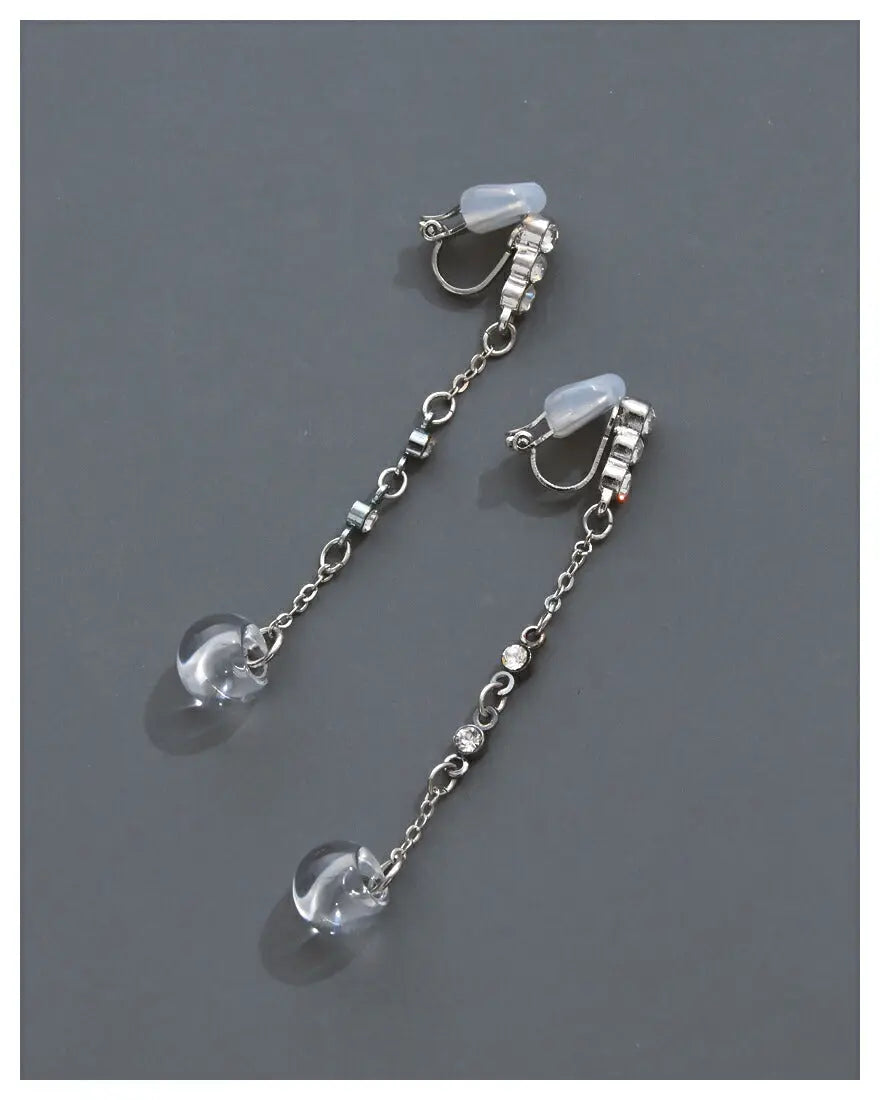 イヤリングピアス結婚式ストーンアクセサリー大ぶり花乳白色透明感ミニマルゲストウェディングビジューパーティーゴールド和装花嫁ボリュームお呼ばれ二次会