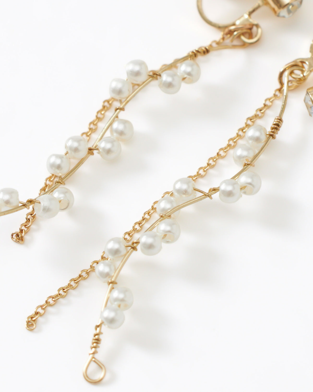 シアーフラワーイヤリングレディースオールシーズン軽量大ぶり上品華やかパール結婚式お呼ばれ二次会普段使いゴールド/シルバー