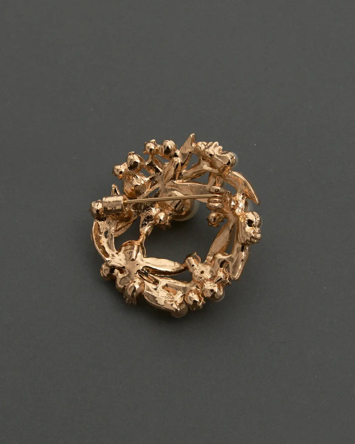 【30%OFFクーポンで1463円】ブローチパールレディースジャケットセレモニー結婚式上品入園式卒園式入学式卒業式パーティー披露宴ゴールドシンプル