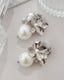 シアーフラワーイヤリングレディースオールシーズン軽量大ぶり上品華やかパール結婚式お呼ばれ二次会普段使いゴールド/シルバー