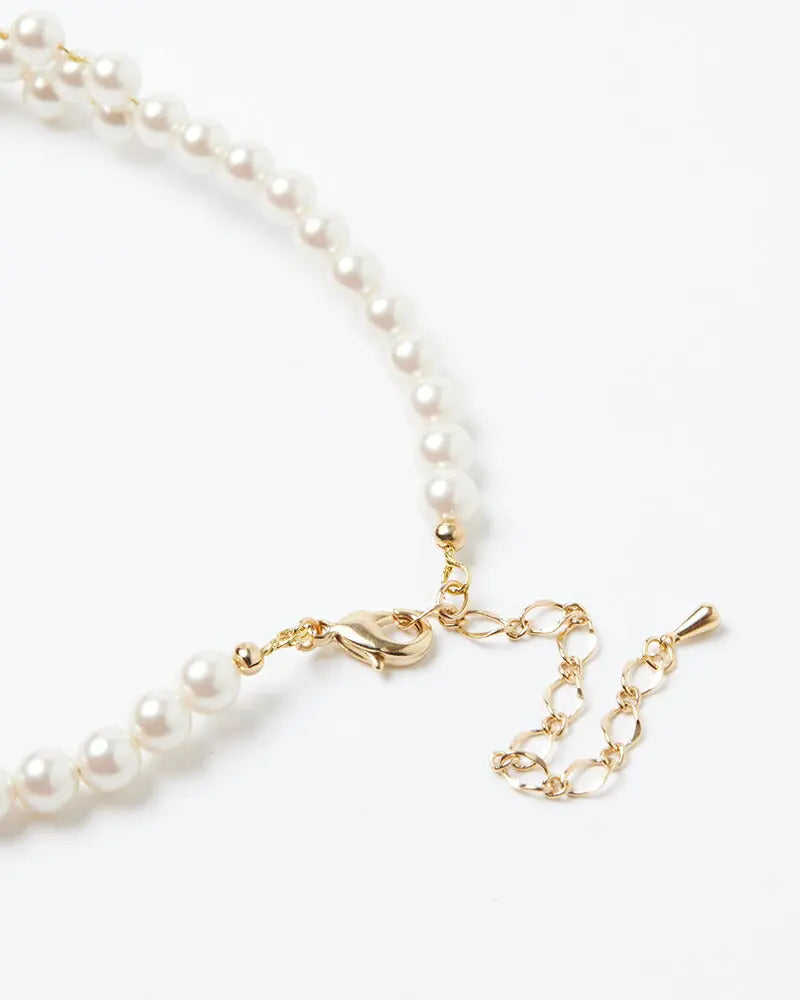 編み上げパールネックレスネックレスパール結婚式アクセサリーチョーカーフォーマルパーティーレディースウェディングシンプルボリュームショート