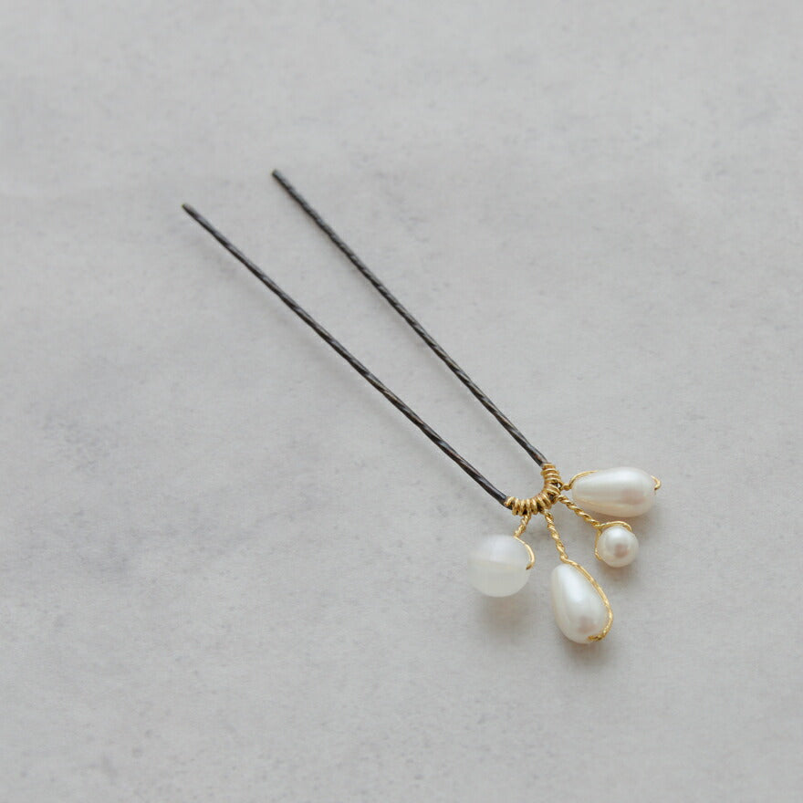 結婚式ヘアアクセサリーパールヘッドドレスウェディングヘアーアクセサリーお呼ばれゲストヘアピンパーティーヘアアクセ浴衣着物和装花嫁髪飾り二次会