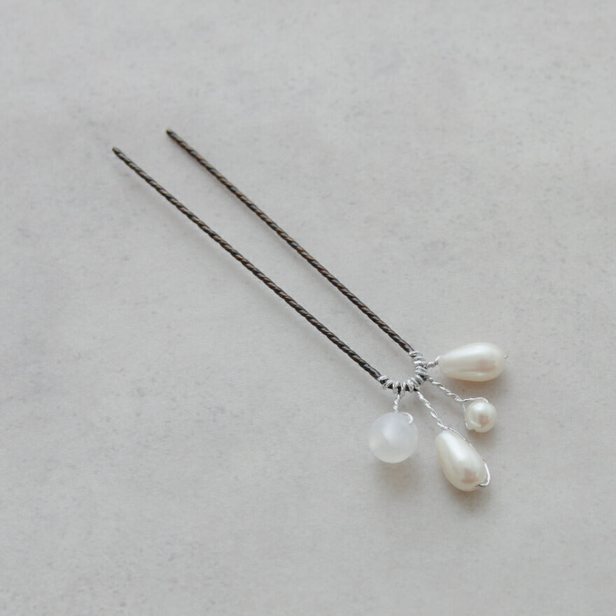 結婚式ヘアアクセサリーパールヘッドドレスウェディングヘアーアクセサリーお呼ばれゲストヘアピンパーティーヘアアクセ浴衣着物和装花嫁髪飾り二次会