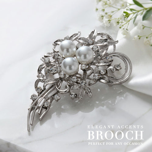 大粒パールとビジューの上品リーフブローチ（シルバー）｜卒業式・入学式や結婚式に。コサージュ代わりになる大人フォーマルアクセサリー