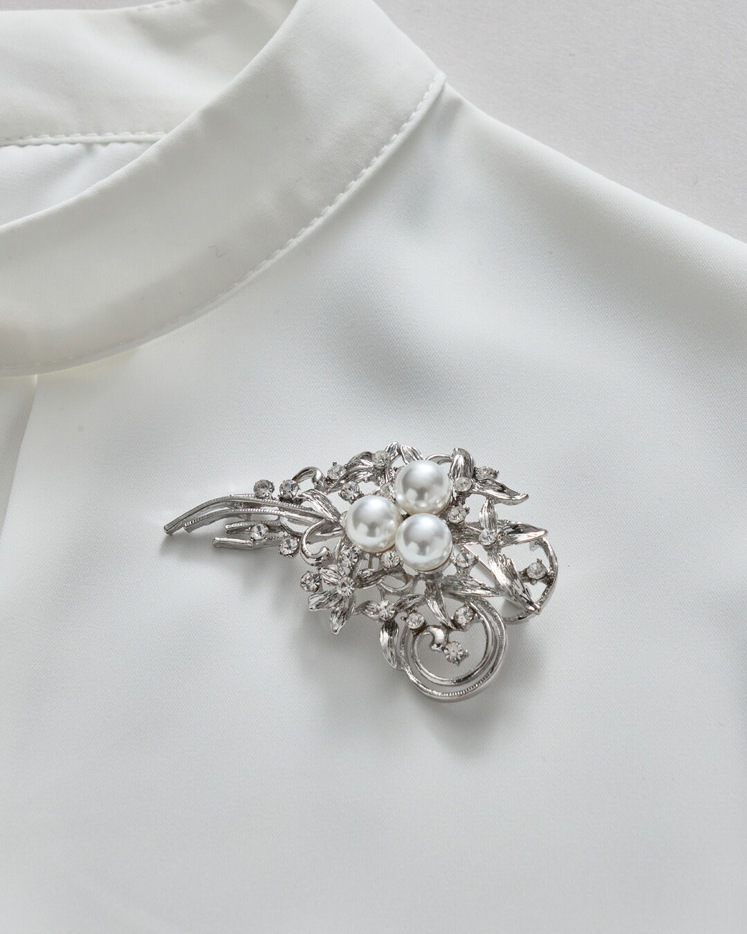 パーティーバッグ結婚式お呼ばれフォーマルバッグ2WAYショルダークラッチレディースシルバーベージュブラック小さめ上品披露宴二次会卒業式入学式謝恩会