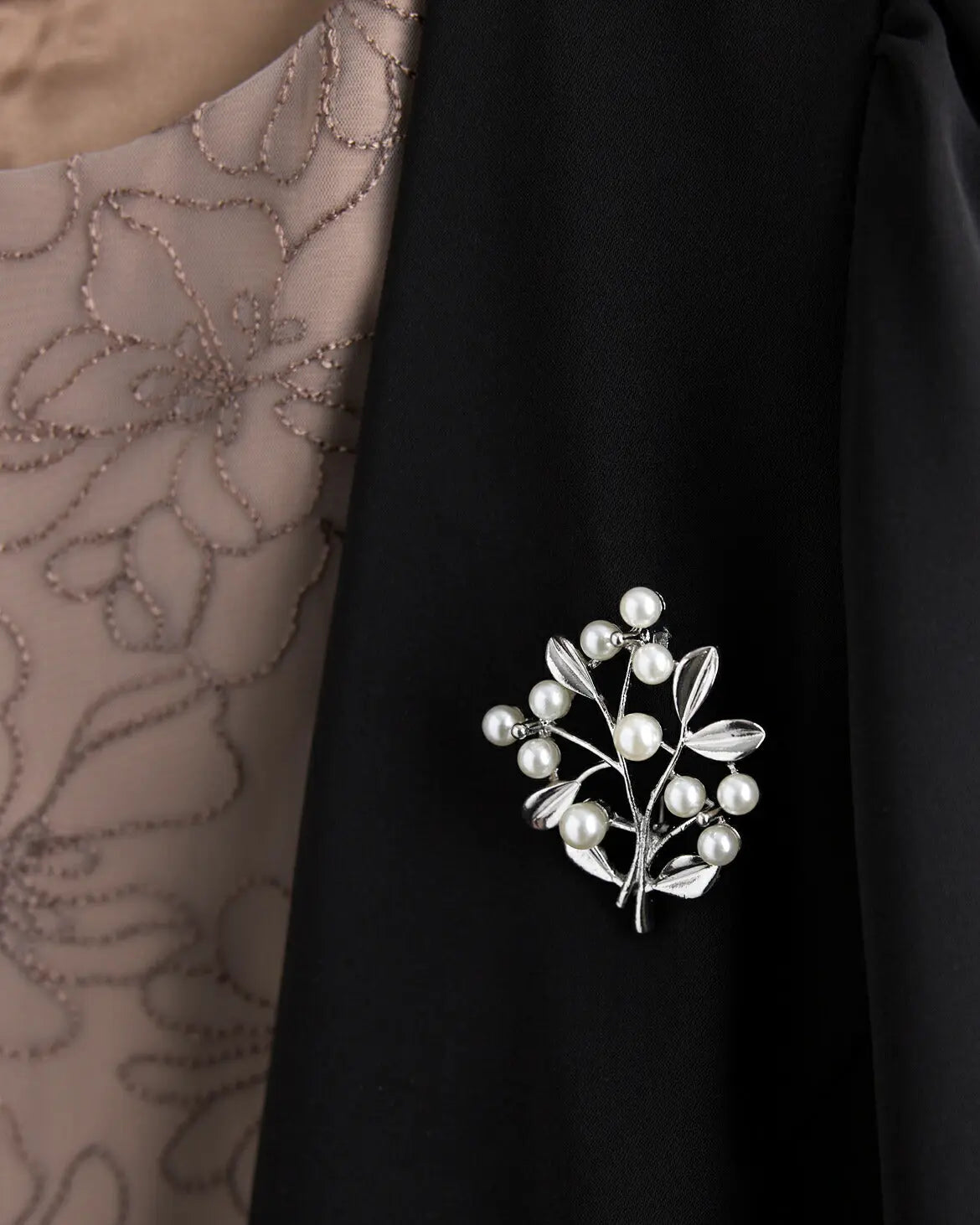 ブローチ パール レディース 上品 シンプル 結婚式 入学式 卒業式 セレモニー ジャケットアクセサリー シルバー パーティードレス通販TwinkleGIrls