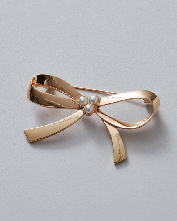 上品パールのリボンブローチ｜コサージュが苦手な方へ 卒業式 入学式 フォーマルスーツ 結婚式 お呼ばれ