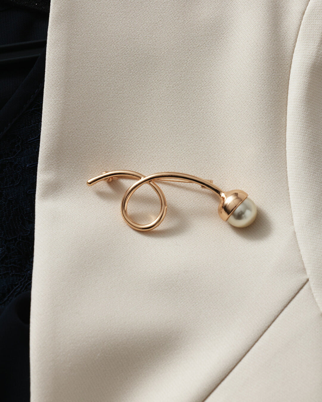 パーティーバッグ結婚式お呼ばれフォーマルバッグ2WAYショルダークラッチレディースシルバーベージュブラック小さめ上品披露宴二次会卒業式入学式謝恩会