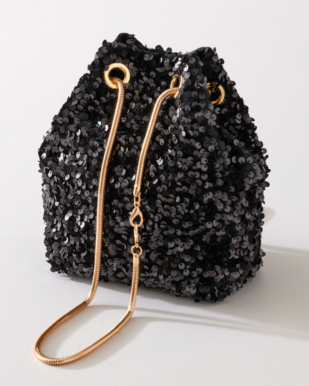 パーティーバッグ結婚式バッグ巾着スパンコール3wayショルダーバッグクラッチバッグ大きめスマホが入るマチ広軽量軽い180gスネークチェーンキラキラ高見えお呼ばれ披露宴二次会謝恩会成人式同窓会卒業式入学式フォーマルレディース黒シルバー