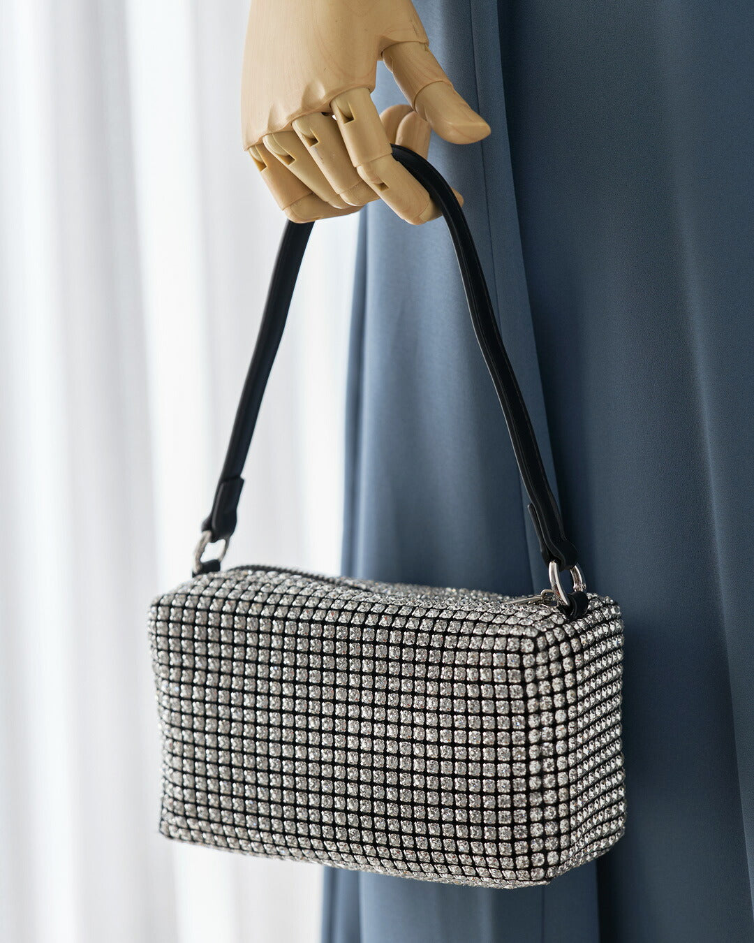 3WAY 総ラインストーン スクエア パーティーバッグ 結婚式 謝恩会 オケージョン ブラックハンドル＆チェーン付