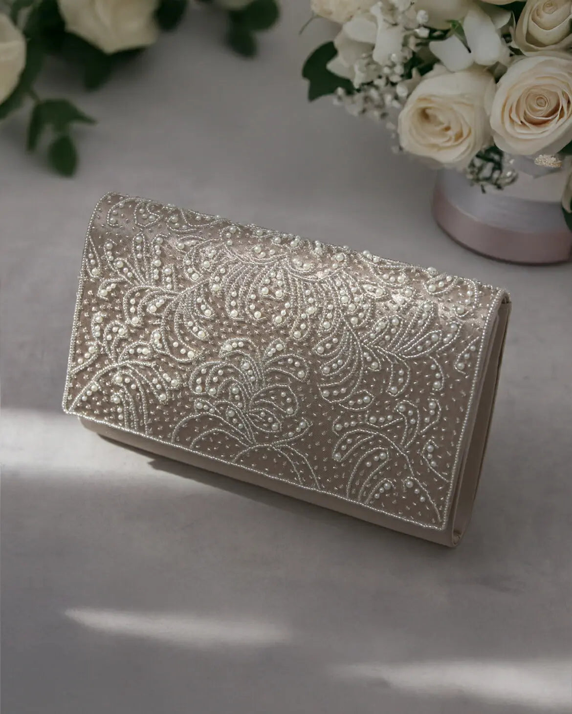 パーティーバッグ結婚式バッグ大きめパールビーズショルダーシルバーパーティバッグサテン披露宴お呼ばれフォーマルレディース即日配送