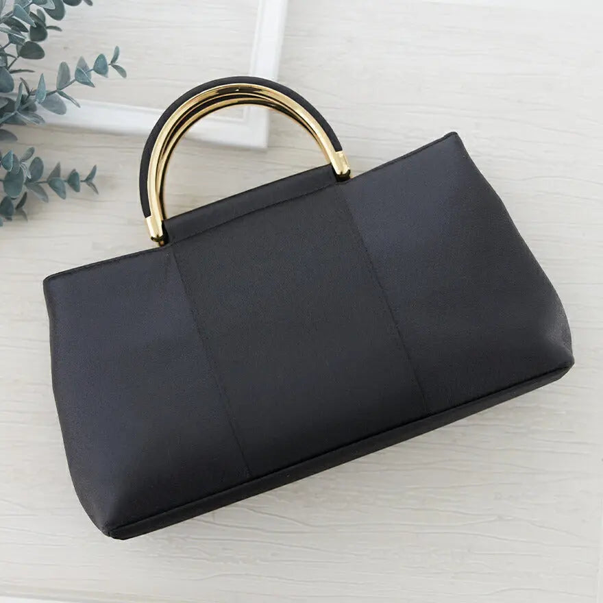 パーティーバッグ結婚式バッグお呼ばれ謝恩会二次会レディース秋冬ショルダー黒/ベージュ大きめサイズ