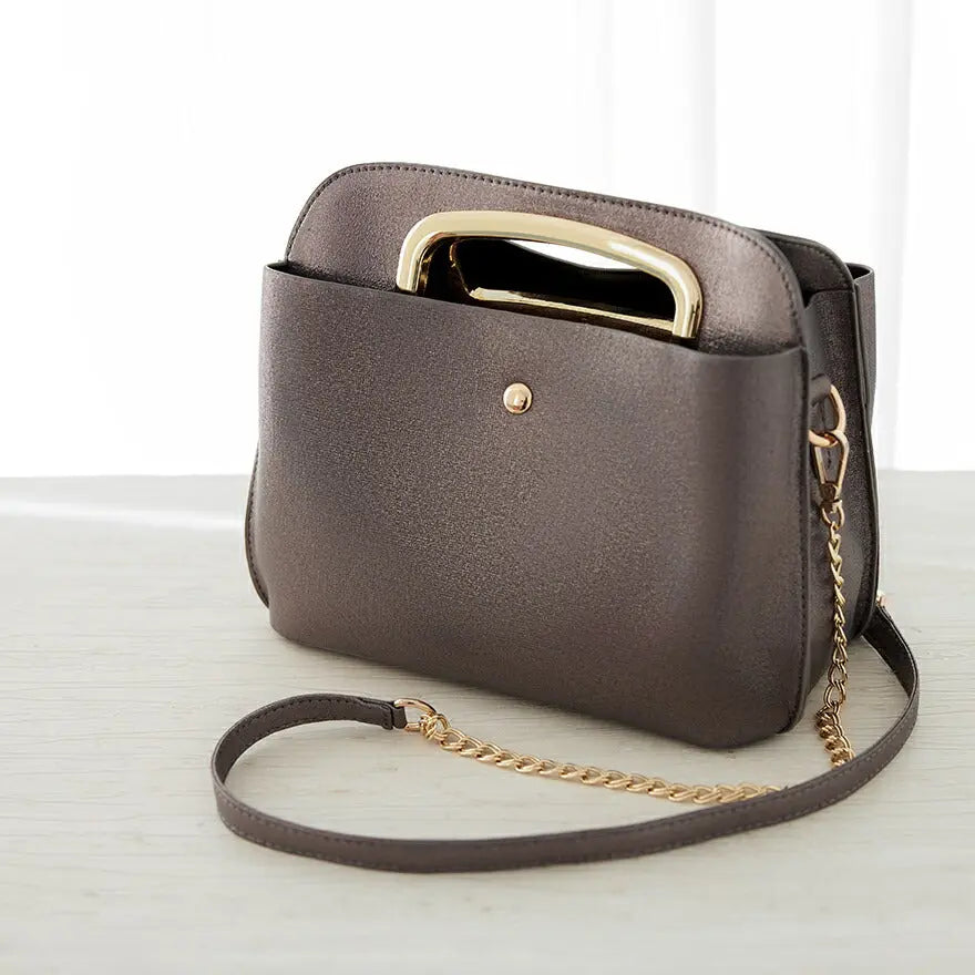 パーティーバッグ結婚式バッグお呼ばれ謝恩会二次会レディース秋冬ショルダー黒/ベージュ大きめサイズ