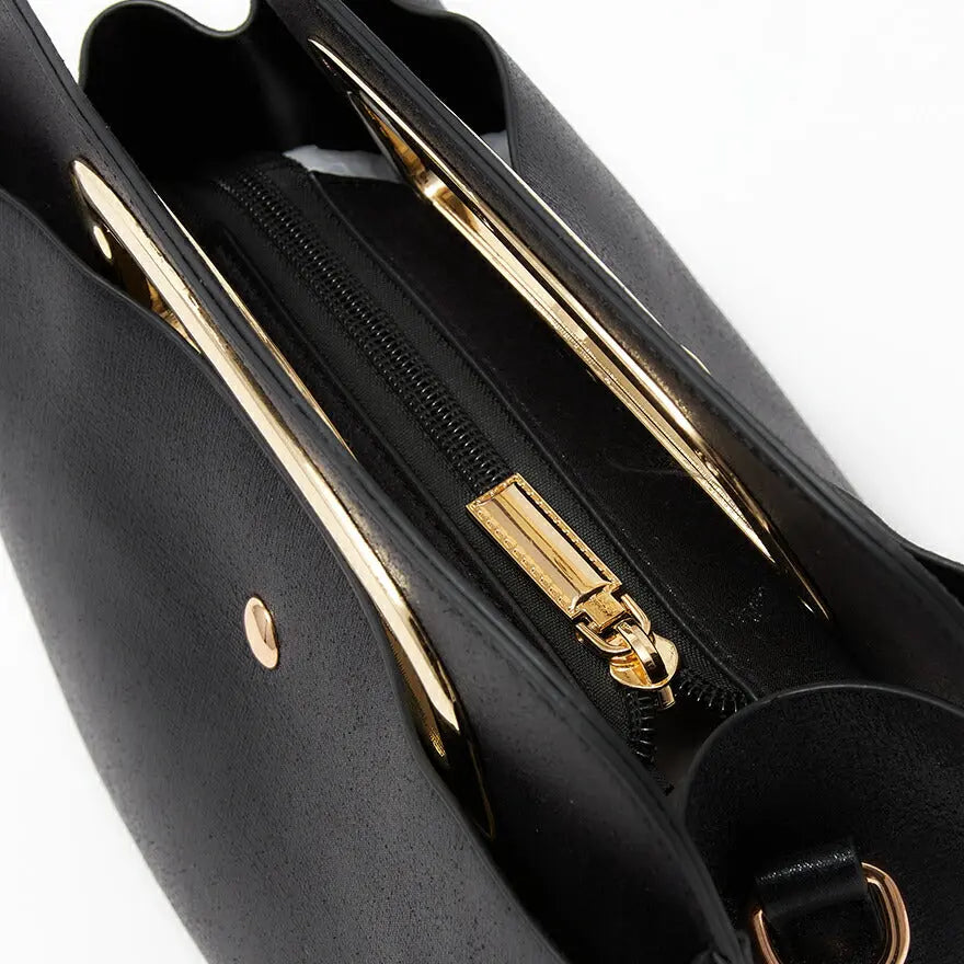 パーティーバッグ結婚式バッグお呼ばれ謝恩会二次会レディース秋冬ショルダー黒/ベージュ大きめサイズ