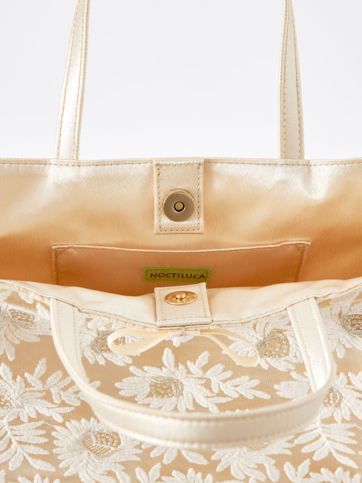 サブバッグ結婚式パーティートートA4フォーマルレース行事翌日配送おしゃれ華やか上品華奢サテンベージュ/ブラック