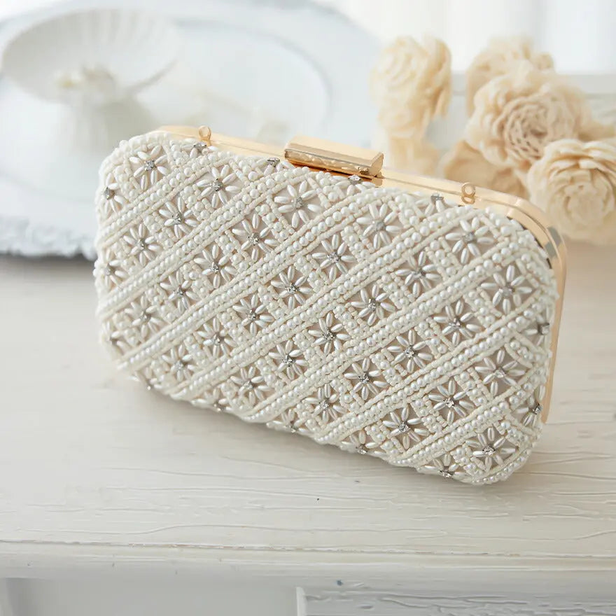 パーティーバッグ結婚式バッグレディース秋冬ビーズ刺しゅう/フェイクパール/ビーズ/スパンコール/コンパクト/2WAY小さめ