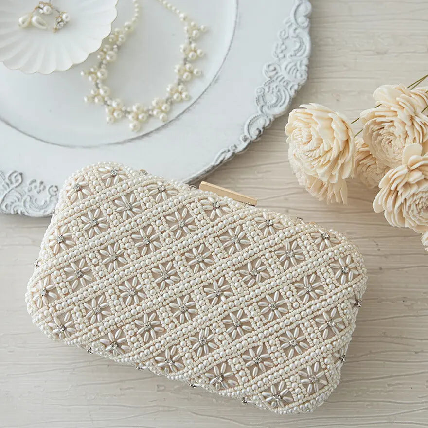 パーティーバッグ結婚式バッグレディース秋冬ビーズ刺しゅう/フェイクパール/ビーズ/スパンコール/コンパクト/2WAY小さめ
