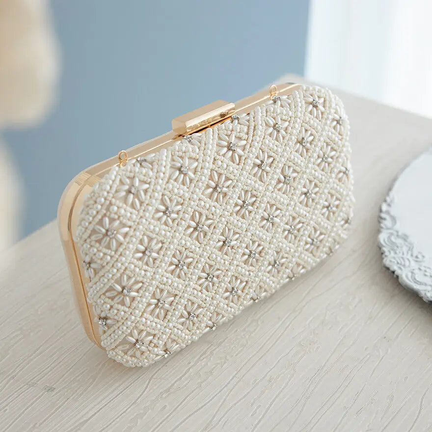 パーティーバッグ結婚式バッグレディース秋冬ビーズ刺しゅう/フェイクパール/ビーズ/スパンコール/コンパクト/2WAY小さめ