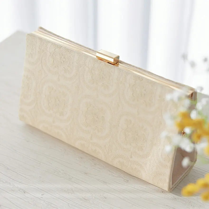 バッグ結婚式パーティーバッグクラッチバッグフォーマルお呼ばれレースオーガンジーラメシンプル/サテン/大きめ