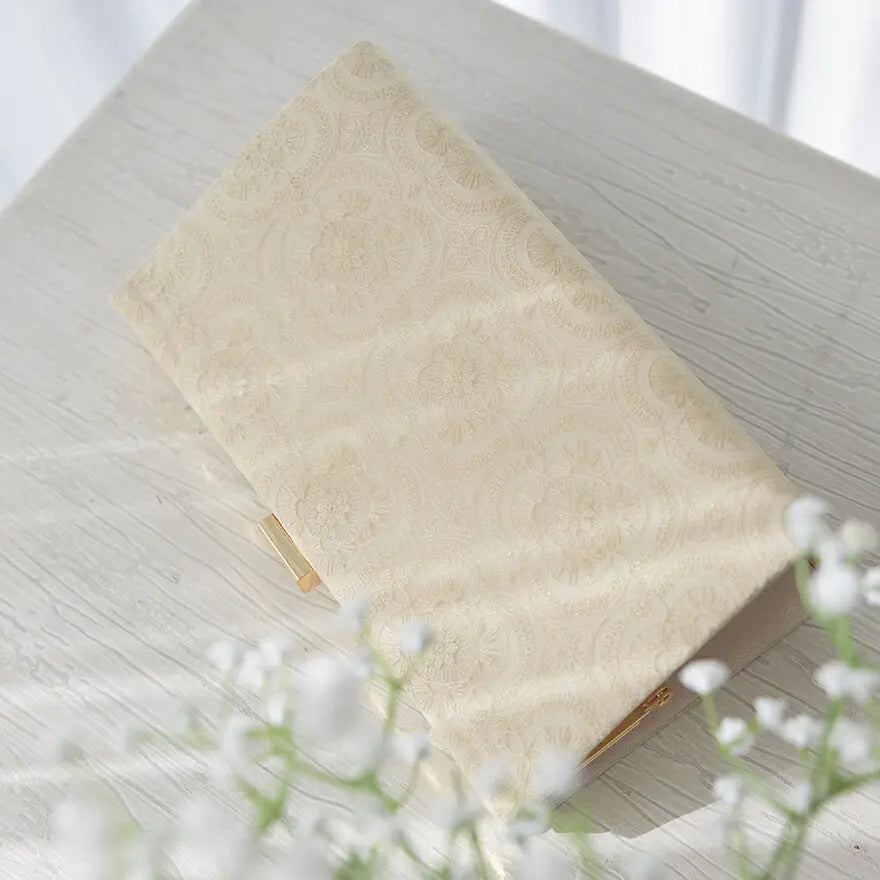 バッグ結婚式パーティーバッグクラッチバッグフォーマルお呼ばれレースオーガンジーラメシンプル/サテン/大きめ