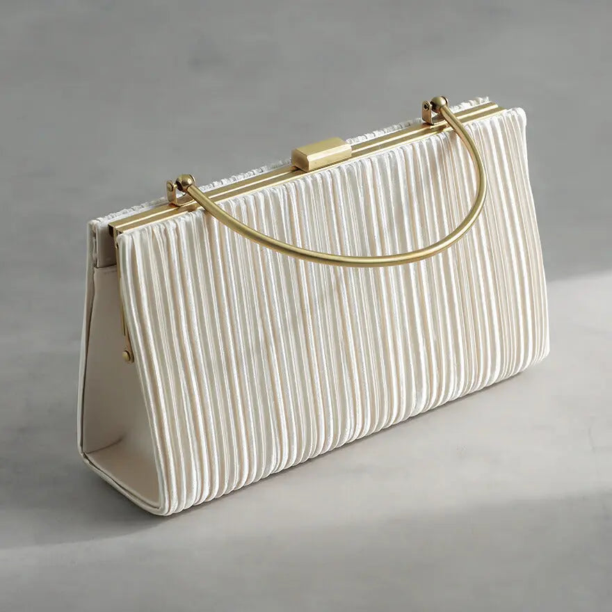 メタルハンドルプリーツパーティーバッグ 結婚式 バッグ パーティーバッグ レディース 秋冬 お呼ばれ/パーティ/サテン/プリーツ/ショルダー/2WAY