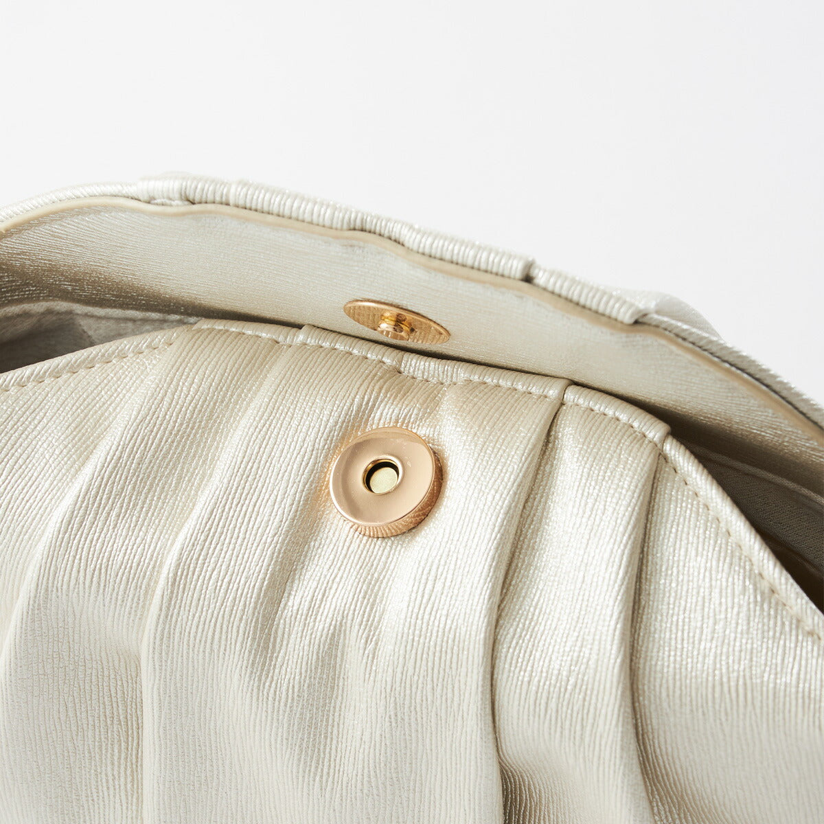 パーティーバッグ結婚式お呼ばれフォーマルバッグ2WAYショルダークラッチレディースシルバーベージュブラック小さめ上品披露宴二次会卒業式入学式謝恩会