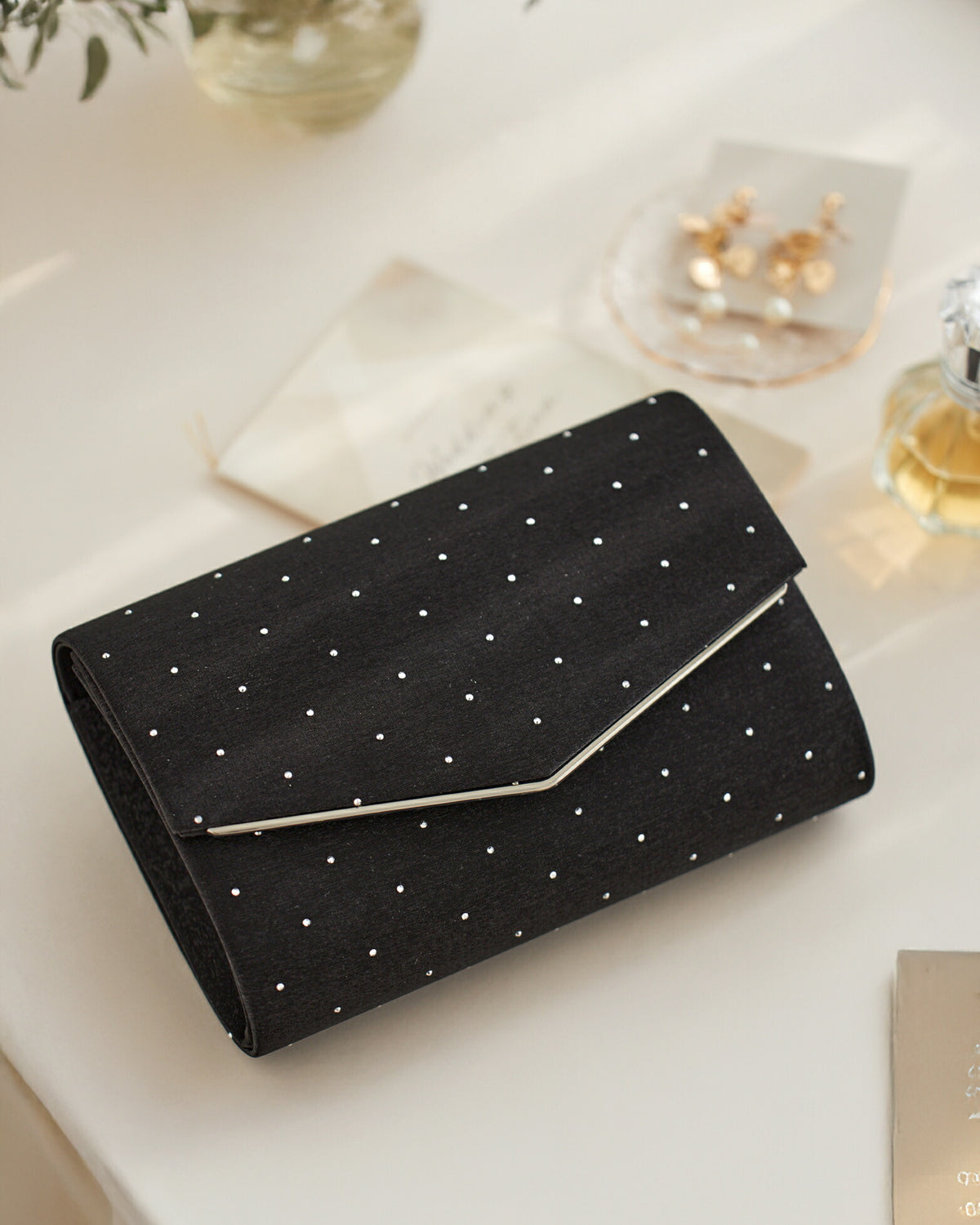 パーティーバッグ結婚式お呼ばれフォーマルバッグ2WAYショルダークラッチレディースシルバーベージュブラック小さめ上品披露宴二次会卒業式入学式謝恩会