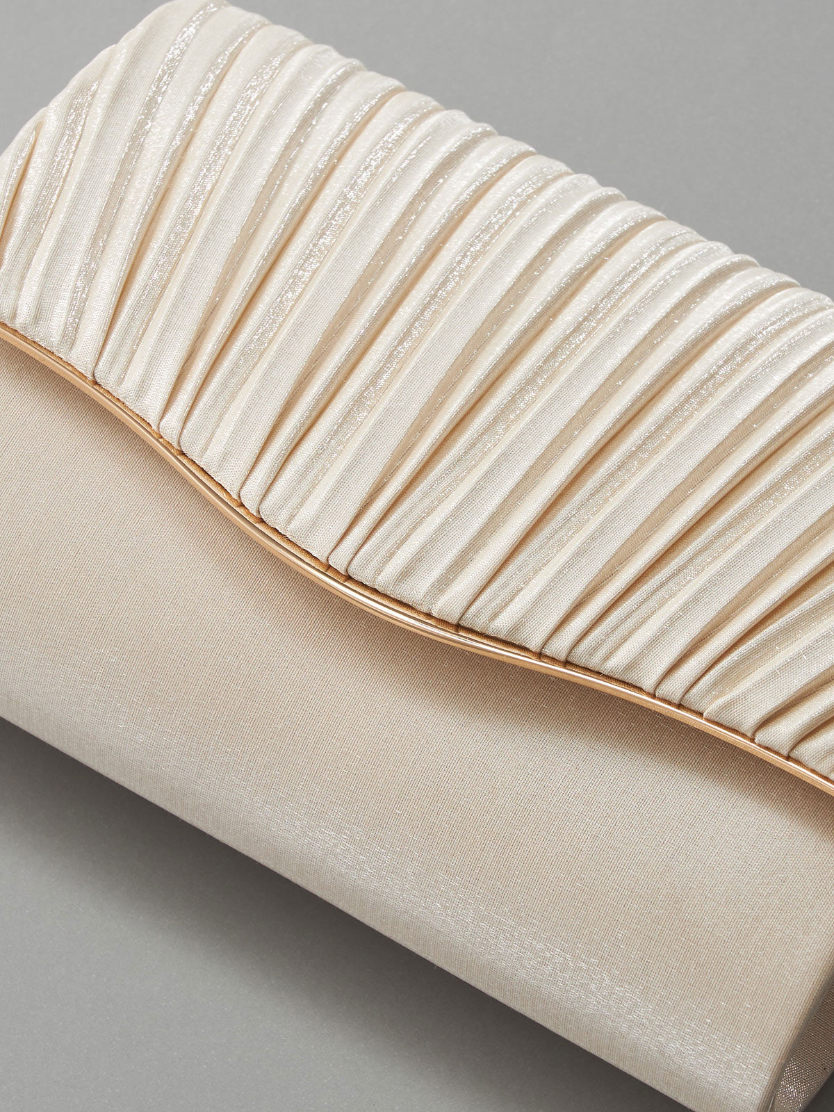 パーティーバッグ結婚式お呼ばれフォーマルバッグ2WAYショルダークラッチレディースシルバーベージュブラック小さめ上品披露宴二次会卒業式入学式謝恩会