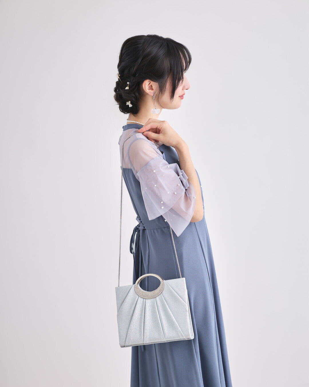 パーティーバッグ結婚式お呼ばれフォーマルバッグ2WAYショルダークラッチレディースシルバーベージュブラック小さめ上品披露宴二次会卒業式入学式謝恩会