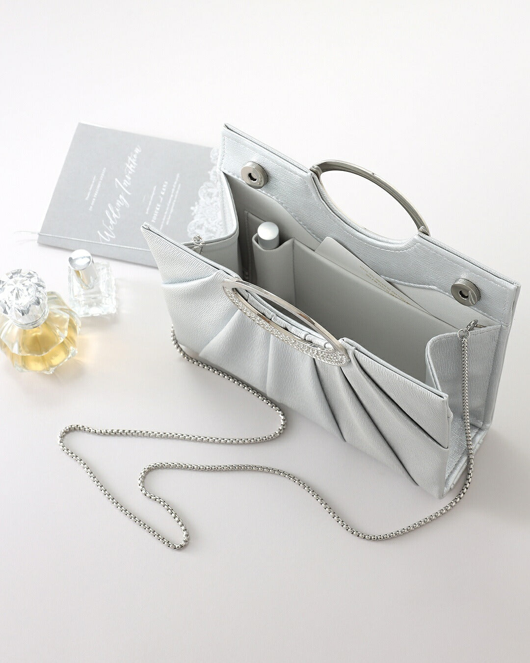 パーティーバッグ結婚式お呼ばれフォーマルバッグ2WAYショルダークラッチレディースシルバーベージュブラック小さめ上品披露宴二次会卒業式入学式謝恩会