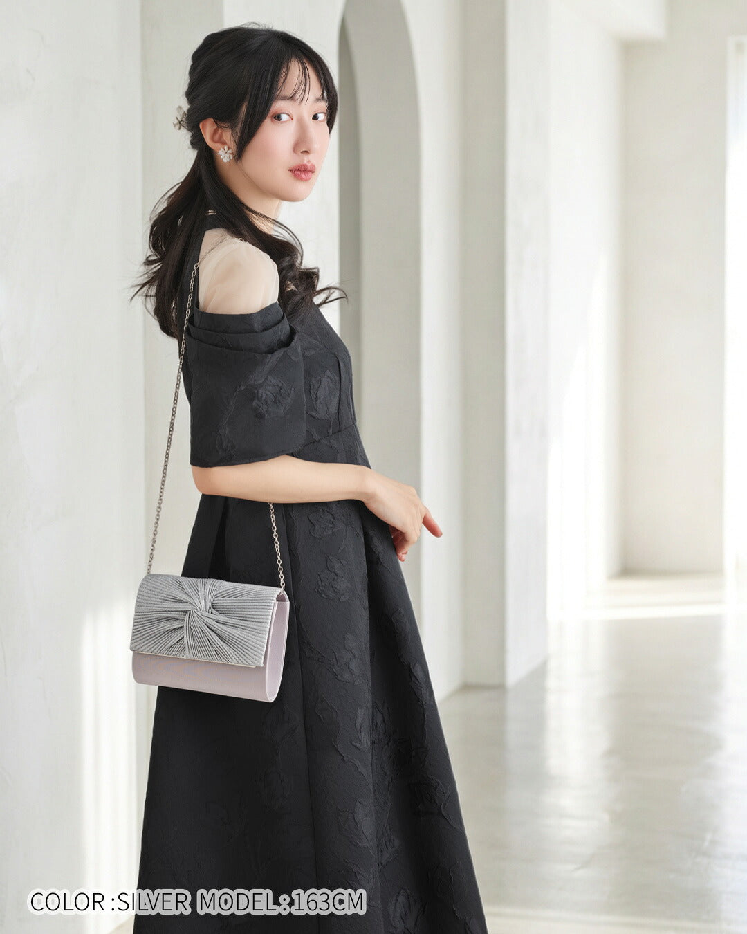 パーティーバッグ結婚式お呼ばれフォーマルバッグ2WAYショルダークラッチレディースシルバーベージュブラック小さめ上品披露宴二次会卒業式入学式謝恩会