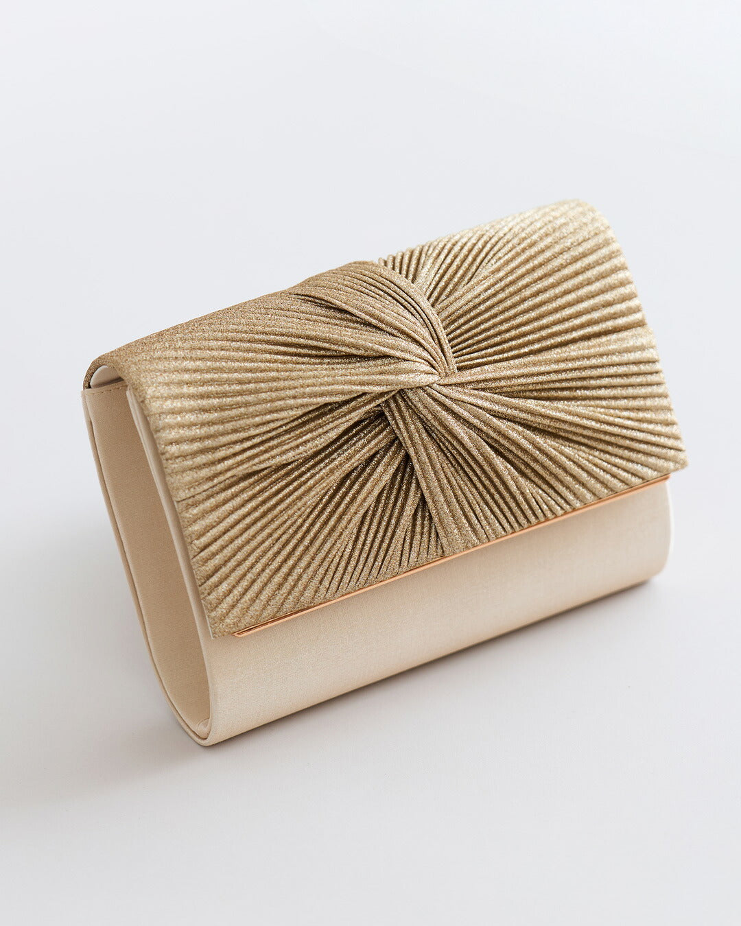 パーティーバッグ 結婚式 クラッチバッグ 2way ショルダーバッグ バッグ レディース ラメ プリーツ サテン ツイスト パーティバッグ フォーマルバッグ フォーマル お呼ばれ 二次会 謝恩会 披露宴 演奏会 発表会 入学式 卒業式 チェーン ゴールド シルバー ブラック 黒