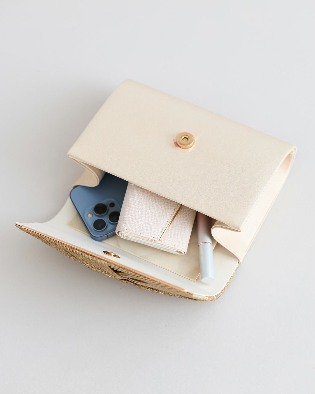 パーティーバッグ結婚式お呼ばれフォーマルバッグ2WAYショルダークラッチレディースシルバーベージュブラック小さめ上品披露宴二次会卒業式入学式謝恩会