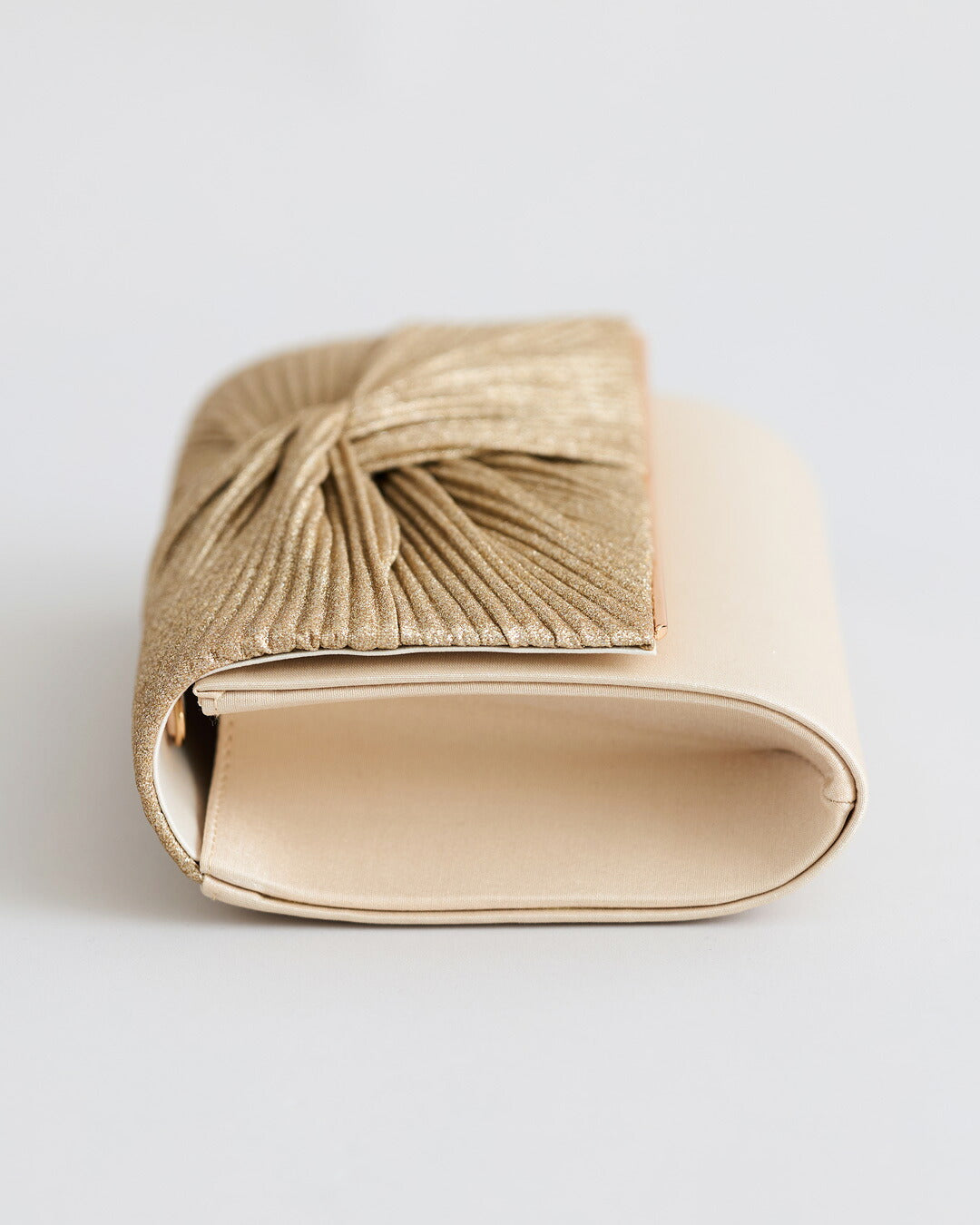 パーティーバッグ結婚式お呼ばれフォーマルバッグ2WAYショルダークラッチレディースシルバーベージュブラック小さめ上品披露宴二次会卒業式入学式謝恩会