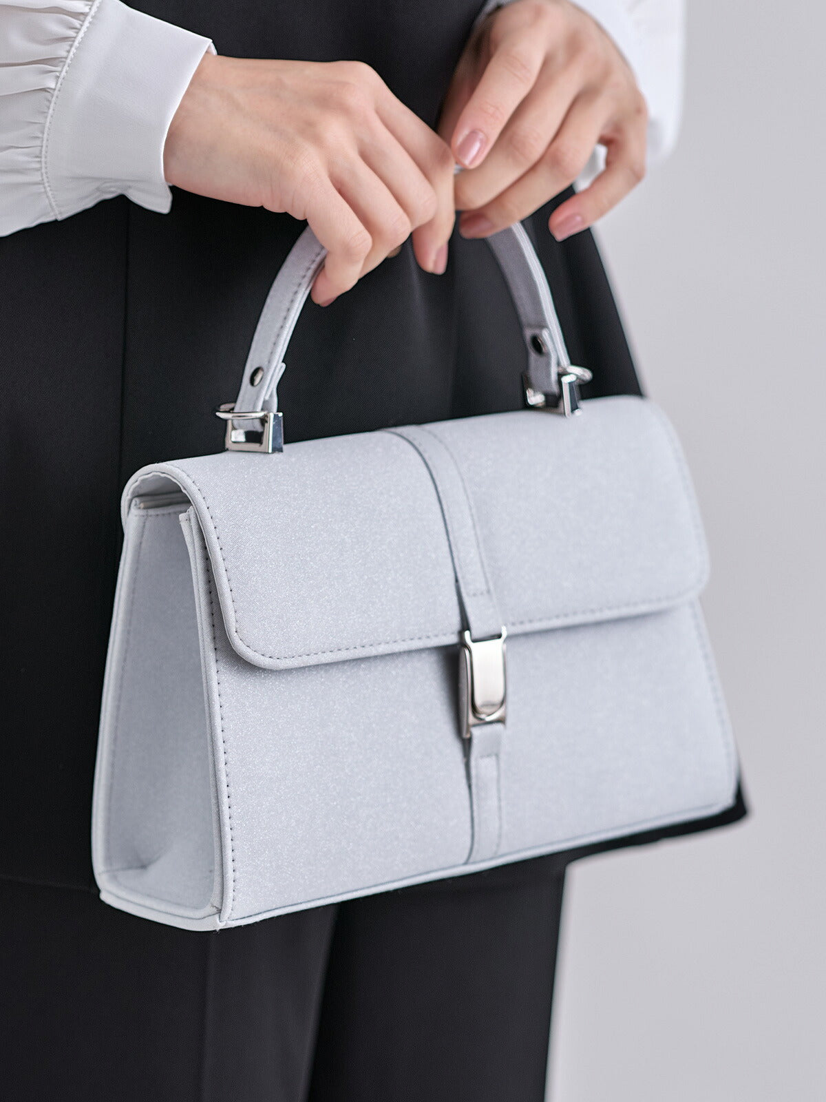 パーティーバッグ結婚式お呼ばれフォーマルバッグ2WAYショルダークラッチレディースシルバーベージュブラック小さめ上品披露宴二次会卒業式入学式謝恩会