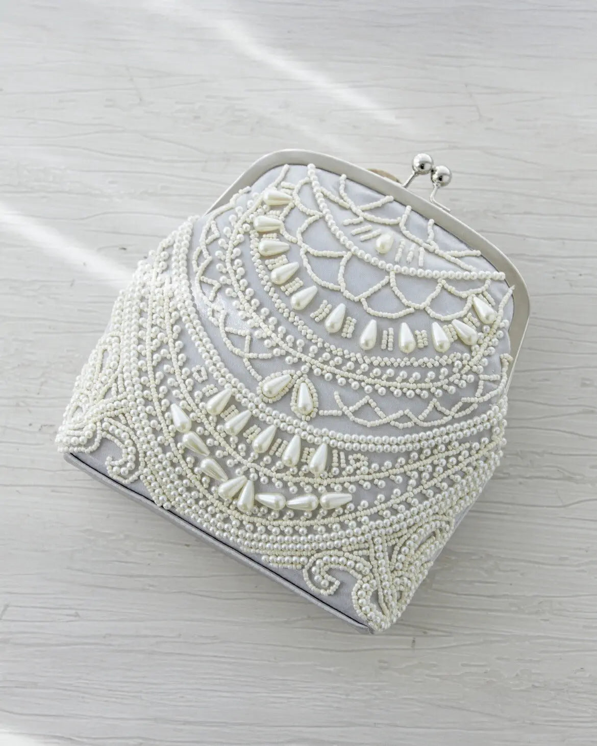 パーティーバッグ結婚式お呼ばれフォーマルバッグ2WAYショルダークラッチレディースシルバーベージュブラック小さめ上品披露宴二次会卒業式入学式謝恩会