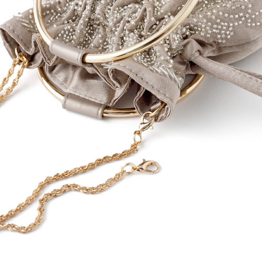 【3%OFFクーポンで10456円】リングハンドル刺繍巾着バッグパーティーバッグ結婚式バッグレディース春夏お呼ばれ/パーティ/リボン/オーガンジー/キラキラ/ビーズ/2WAY