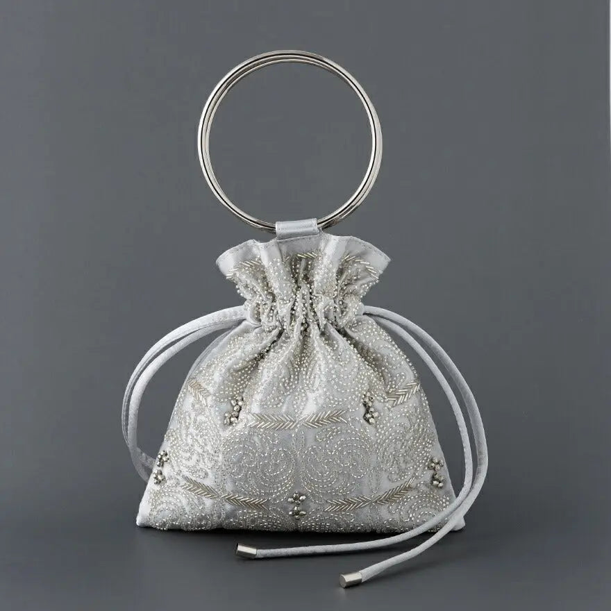 リングハンドル刺繍巾着バッグ パーティーバッグ 結婚式 バッグ レディース 春夏 お呼ばれ/パーティ/リボン/オーガンジー/キラキラ/ビーズ/2WAY パーティードレス通販TwinkleGIrls