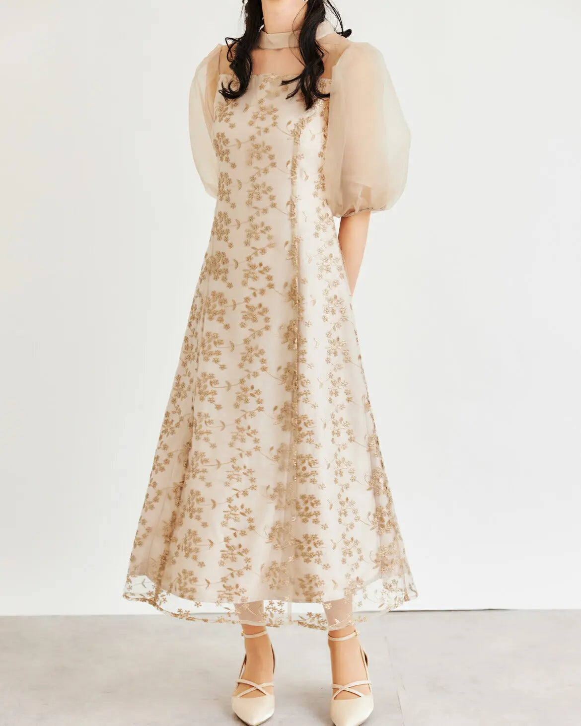 大きめパフスリーブと小花柄の刺繍レースワンピースドレス パーティードレス 結婚式 お呼ばれ ドレス ワンピース  ロング ボレロ 春夏 フォーマル レース パーティー ロングドレス 袖あり 大きいサイズ パーティードレス通販TwinkleGIrls