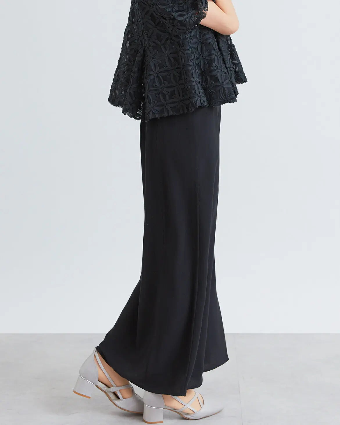 【1%OFFクーポンで19602円】エンブロイダリーボレロセットドレスドレスパーティードレス結婚式お呼ばれワンピースロングチュール春夏フォーマルレースパーティーロングドレス袖あり大きいサイズ