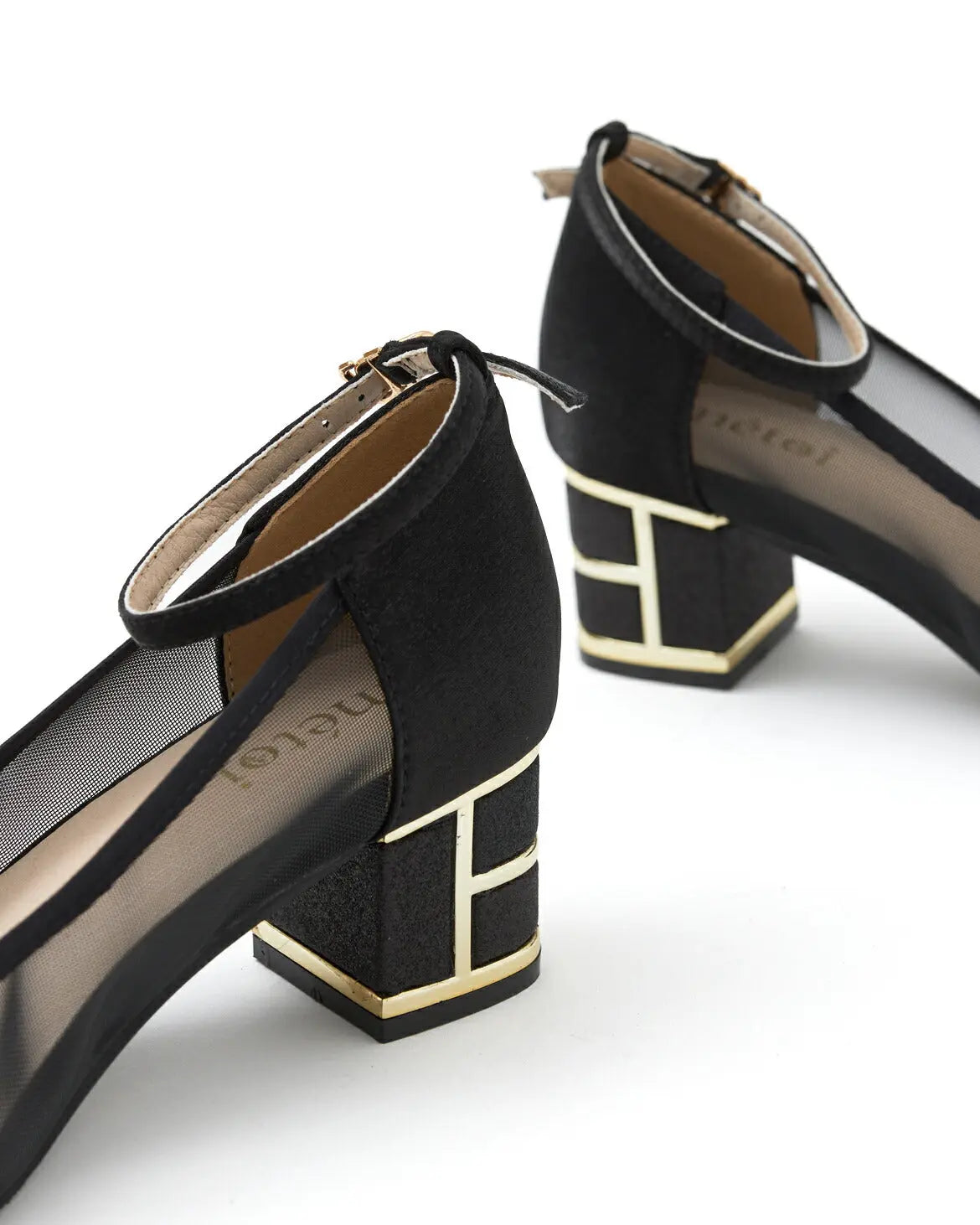 結婚式パンプスお呼ばれ対応疲れないローヒールチャンキーヒールストラップ付きレディースクッション入り幅広対応